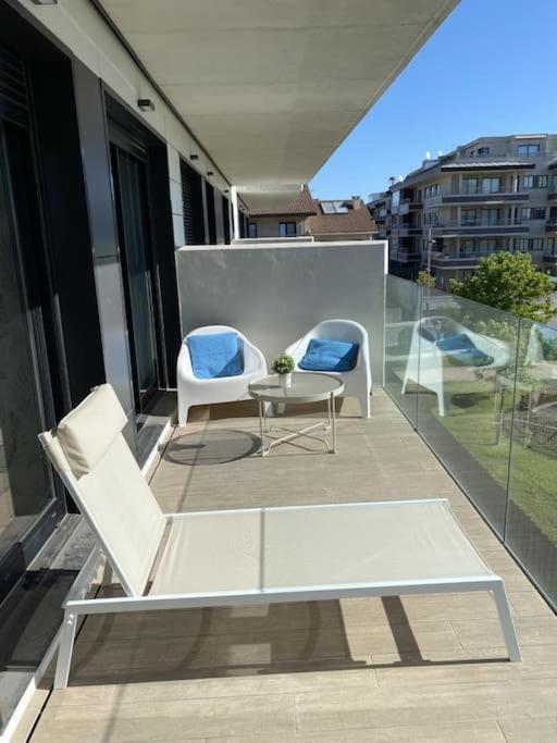 Precioso Apartamento Con Terraza Y Piscina En Portonovo-Sanxenxo Dış mekan fotoğraf
