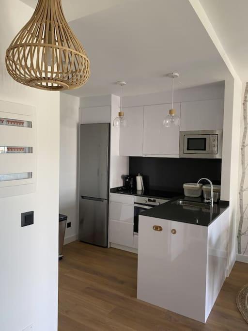 Precioso Apartamento Con Terraza Y Piscina En Portonovo-Sanxenxo Dış mekan fotoğraf