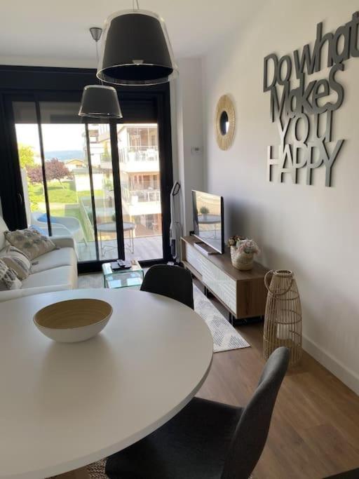 Precioso Apartamento Con Terraza Y Piscina En Portonovo-Sanxenxo Dış mekan fotoğraf